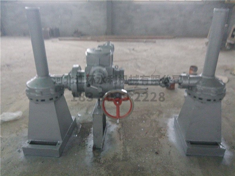 QDA型雙吊點(diǎn)手電兩用啟閉機(jī)